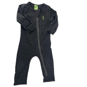 Peekaboo Beans sleeper hand covers sz 6-12 months